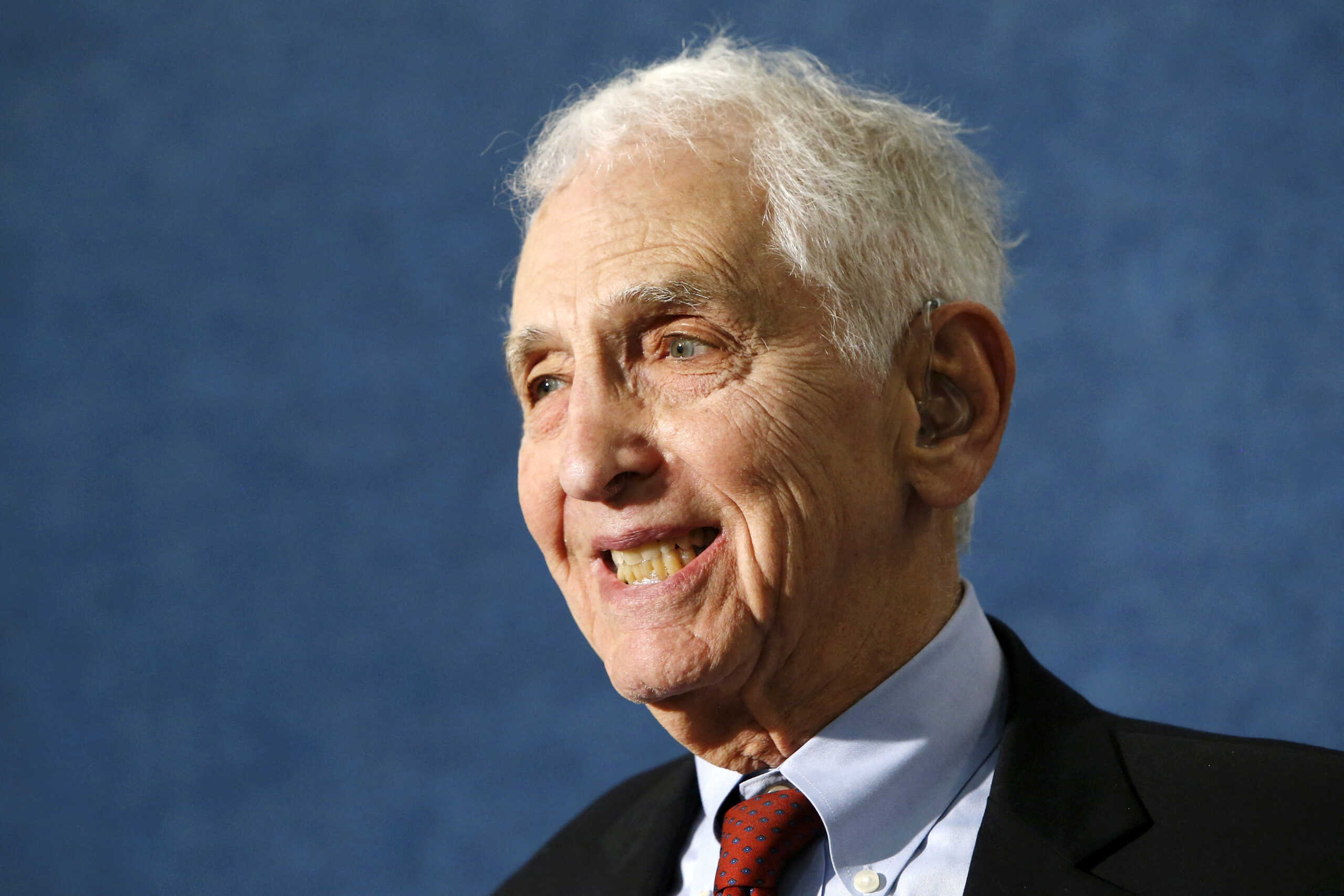 FILE PHOTO: Pentagon Papers whistleblower Daniel Ellsberg participates in a news conference held by the whistleblower group ExposeFacts.org at the National Press Club in Washington April 27, 2015. REUTERS