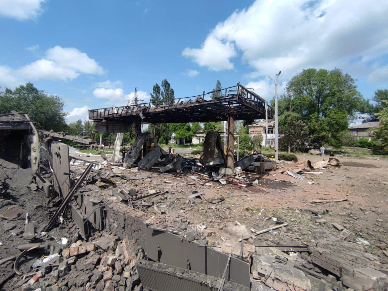 A view shows a petrol station heavily damaged by an aerial bomb during a Russian air strike, amid Russia's attack on Ukraine, in the town of Toretsk, Donetsk region, Ukraine May 29, 2023.  Head of the Donetsk Regional Military-Civil Administration Pavlo Kyrylenko via Facebook