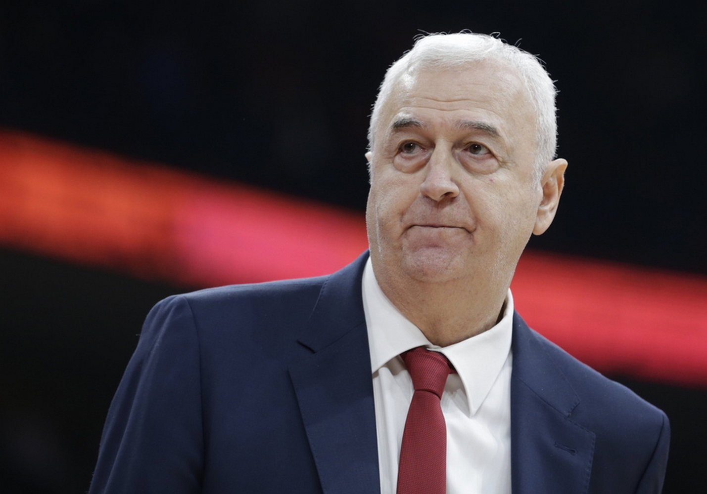 epa08195885 Head coach of Red Star Dragan Sakota looks on during the Euroleague basketball match between Red Star and Panathinaikos Athens in Belgrade, Serbia, 05 February 2020.  EPA