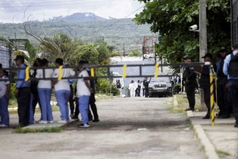 Βρέθηκαν 25 απανθρακωμένα πτώματα σε γυναικείες φυλακές στην Ονδούρα