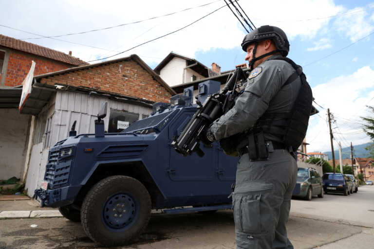 Τρεις αστυνομικοί του Κοσόβου συνελήφθησαν στη Σερβία – «Απετράπη απόπειρα αποσταθεροποίησης»
