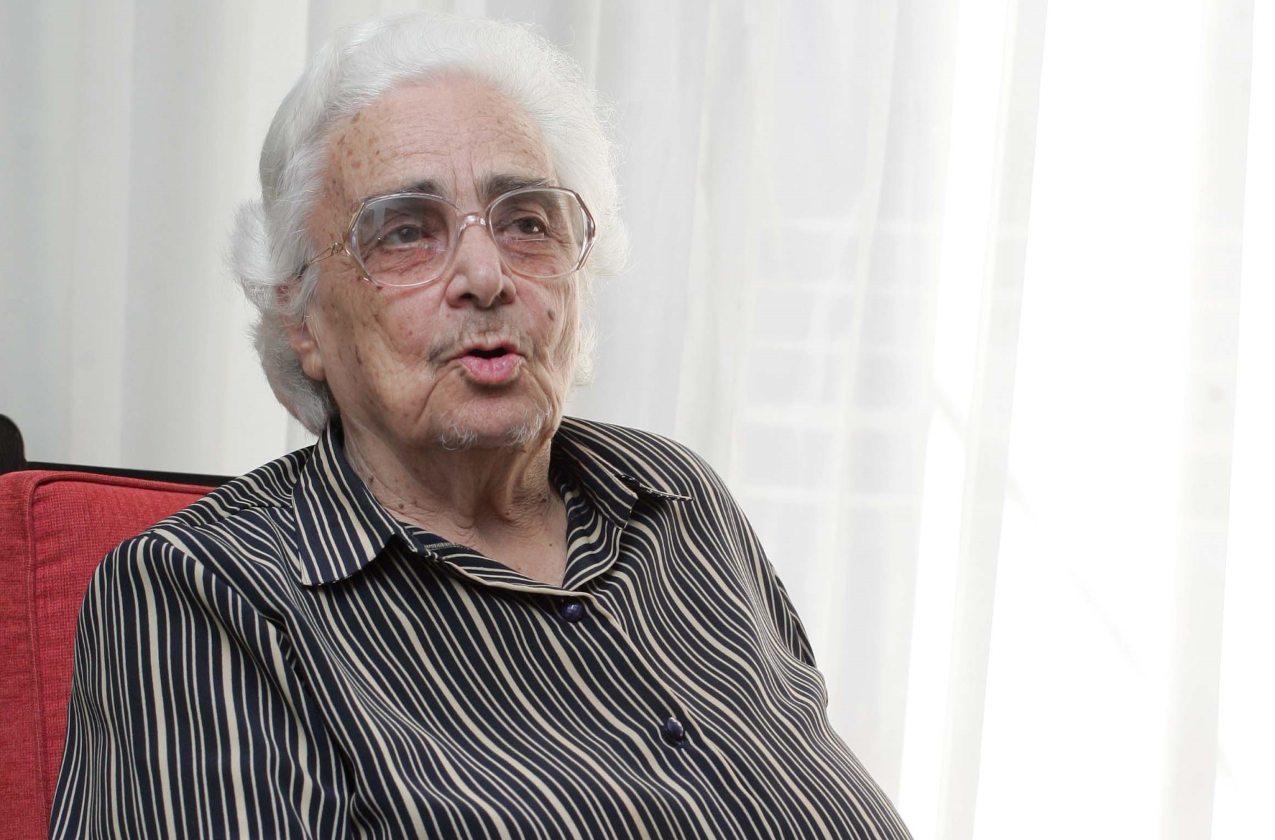 Η πρώτη γυναίκα χειρουργός οφθαλμίατρος της  Ελλάδας κα Άννα Θεοφυλάκτου