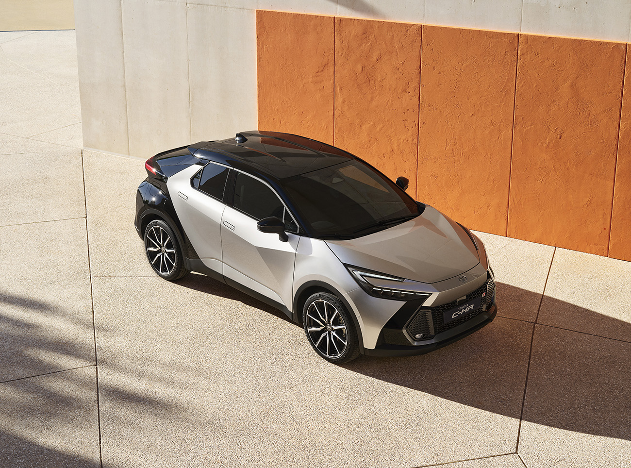 Toyota C-HR: Μοναδικός σχεδιασμός, μοντέλο ορόσημο