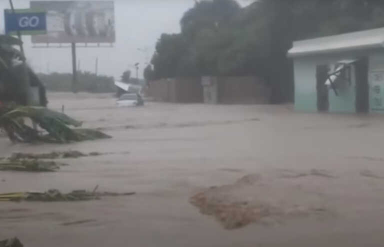 Καταστροφικές πλημμύρες σάρωσαν τη Αϊτή - Τουλάχιστον 42 νεκροί