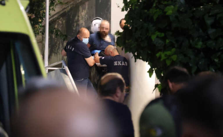 Με πολλαπλές μαχαιριές στο στήθος η 30χρονη στο Ηράκλειο που δέχθηκε επίθεση από το σύντροφό της - Εικόνες από το σημείο
