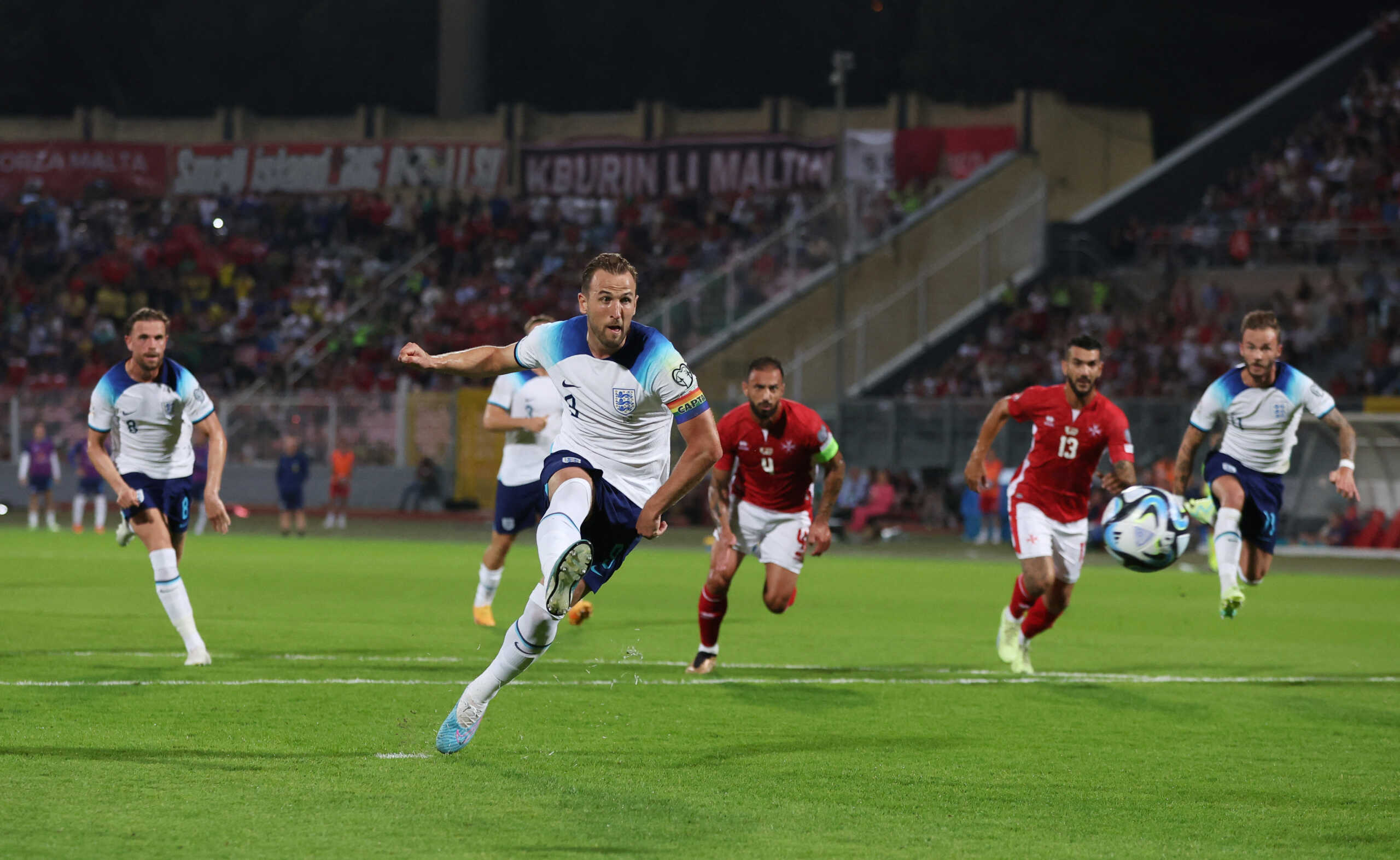 Soccer Football - UEFA Euro 2024 Qualifier - Group C - Malta v England - National Stadium, Ta' Qali, Malta - June 16, 2023 England's Harry Kane scores their third goal from the penalty spot Action Images via REUTERS
