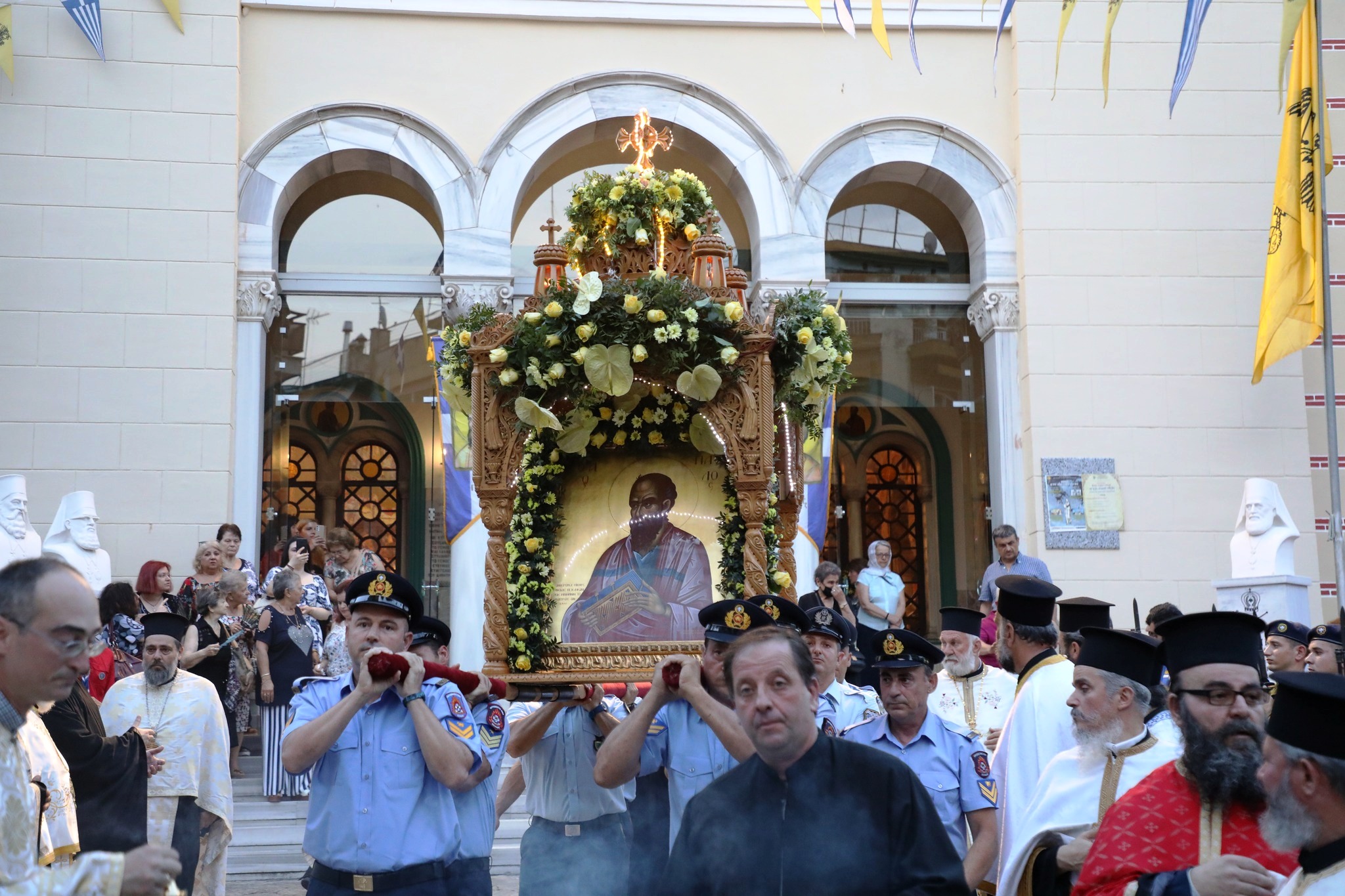 Καβάλα: Η πόλη γιορτάζει και τιμάει τον πολιούχο της Απόστολο Παύλο