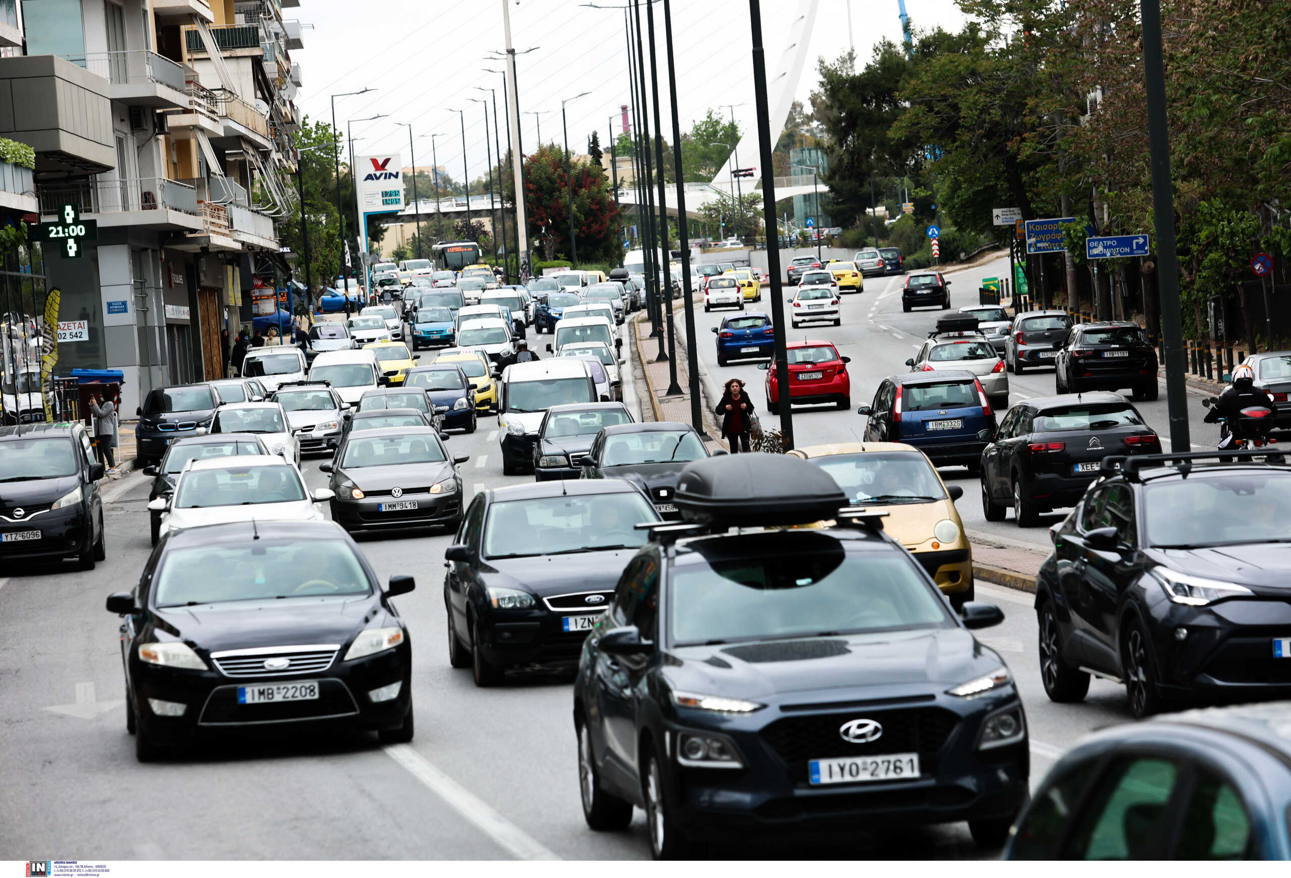 Κίνηση στους δρόμους: Μποτιλιάρισμα στις εξόδους της Αττικής, αναχωρούν οι ετεροδημότες