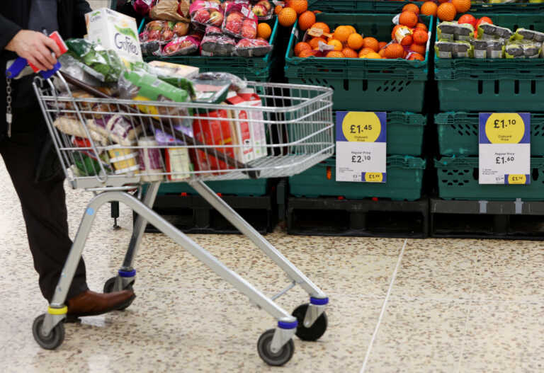Πεινάνε οι Βρετανοί - 1 στους 7 δεν είχε αρκετά χρήματα να αγοράσει φαγητό το 2022