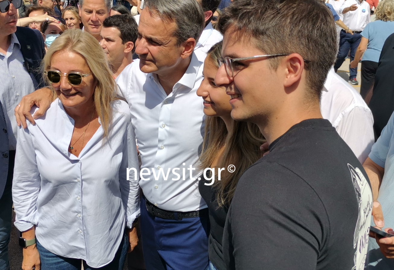 Εκλογές 2023 – Μητσοτάκης: Ψήφισε στην Κηφισιά ο πρόεδρος της ΝΔ