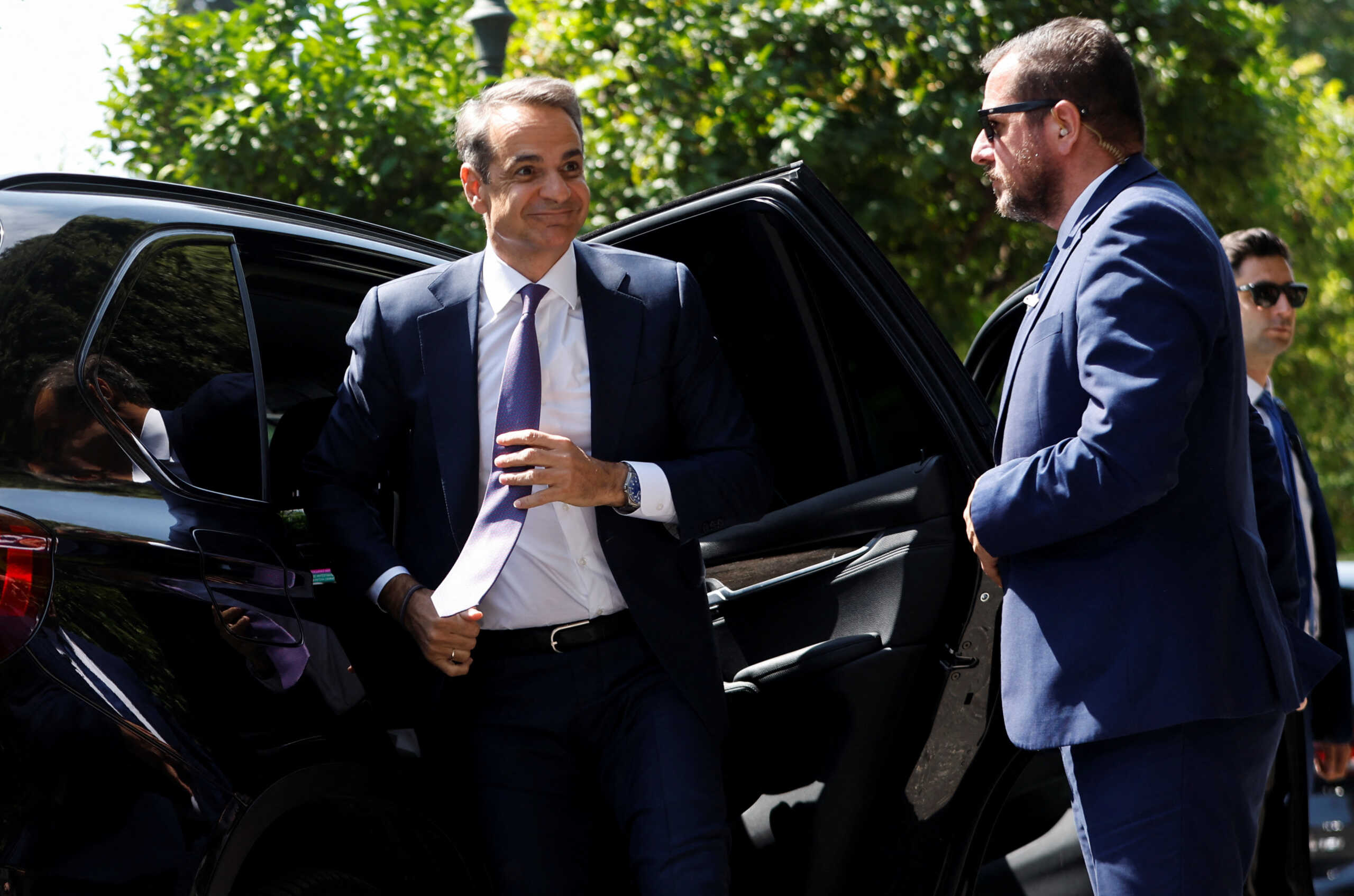 Newly elected Greek Prime Minister and leader of New Democracy conservative party Kyriakos Mitsotakis arrives at the Presidential Palace to be handed a mandate from President Katerina Sakellaropoulou to form a government, following a general election, in Athens, Greece, June 26, 2023. REUTERS
