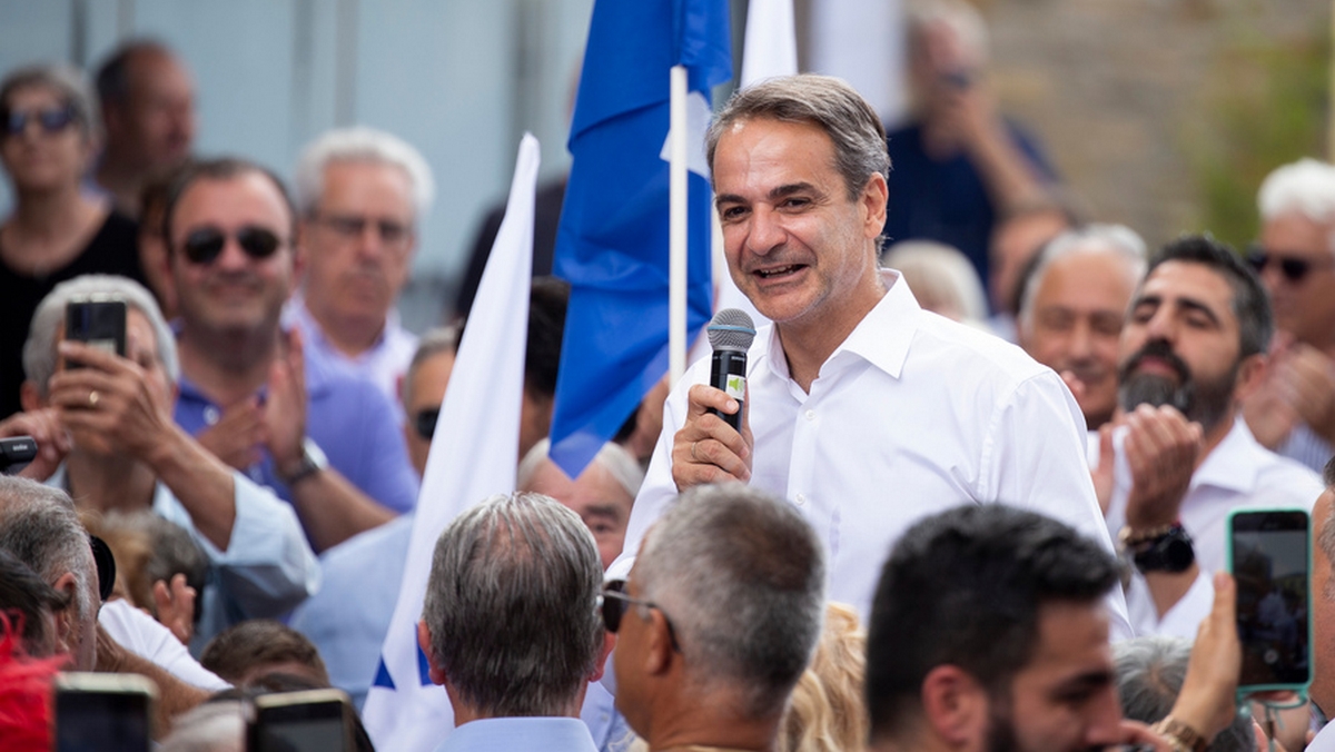 Ο πρόεδρος της Νέας Δημοκρατίας Κυριάκος Μητσοτάκης  μιλάει σε κόσμο στον Πολύγυρο κατά την διάρκεια  περιοδείας του στην Χαλκιδική, Τρίτη 20 Ιουνίου 2023. ΑΠΕ-ΜΠΕ