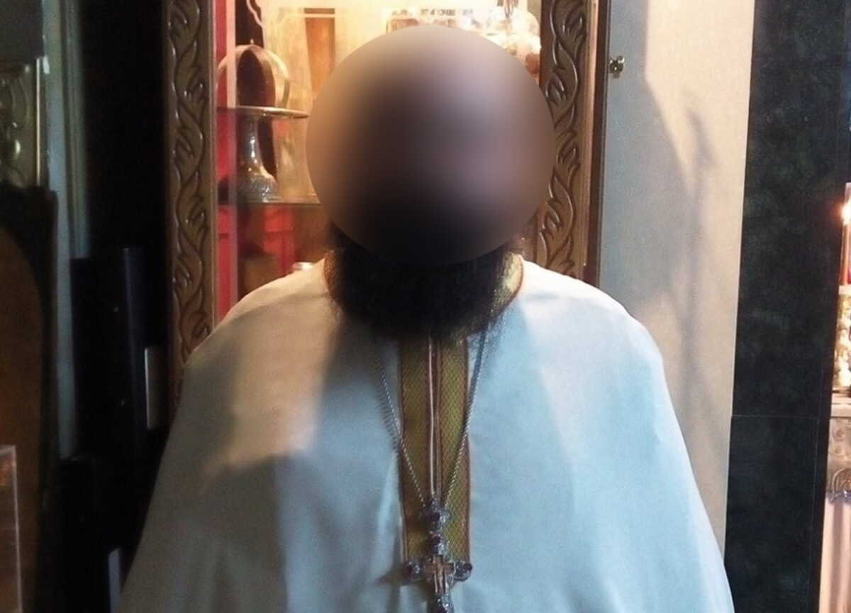 "Έτσι αποκαλύφθηκε ο 40χρονος ιερέας από το Ναύπλιο που κατηγορείται για ασέλγεια σε 12χρονο - Το αρρωστημένο βίντεο που ανακάλυψε ο πατέρας" 