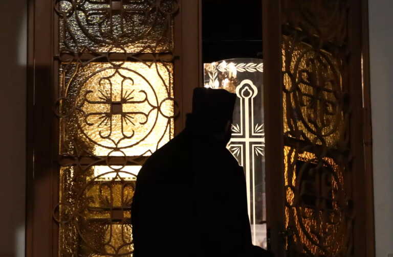 Καταγγελία για ιερέα στην Πάτρα ότι «τάζει» θεραπείες σε ψυχιατρικά ασθενείς - Εξορκισμοί και ειδικές δίαιτες για τα... δαιμόνια