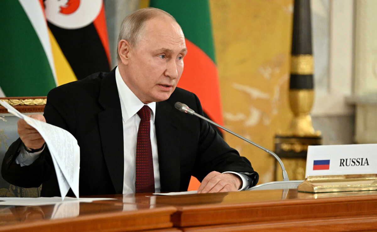 Russian President Vladimir Putin attends a meeting with delegation of African leaders to discuss their proposal for peace talks between Russia and Ukraine, in Saint Petersburg, Russia June 17, 2023. Pavel Bednyakov