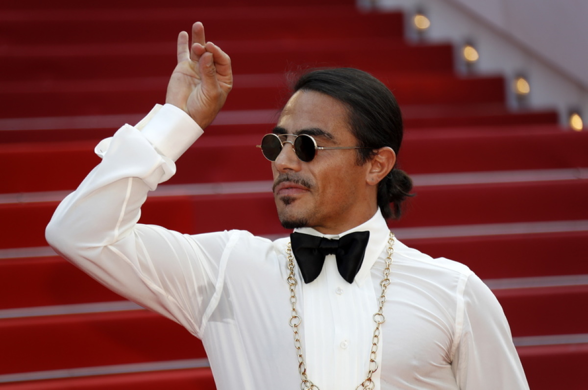 Salt Bae: Έκλεισε το εστιατόριό του στη Νέα Υόρκη – Το είχαν χαρακτηρίσει το χειρότερο της πόλης