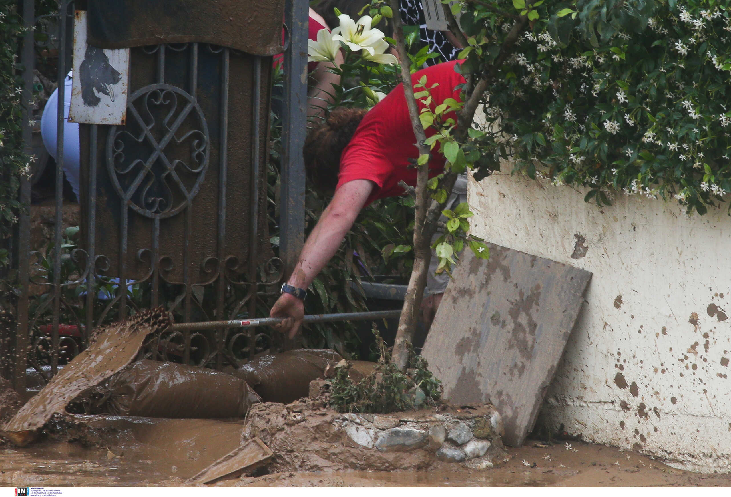 Καιρός – Θεσσαλονίκη: Απεγκλωβισμοί, πλημμύρες και νέες εικόνες καταστροφής από την κακοκαιρία