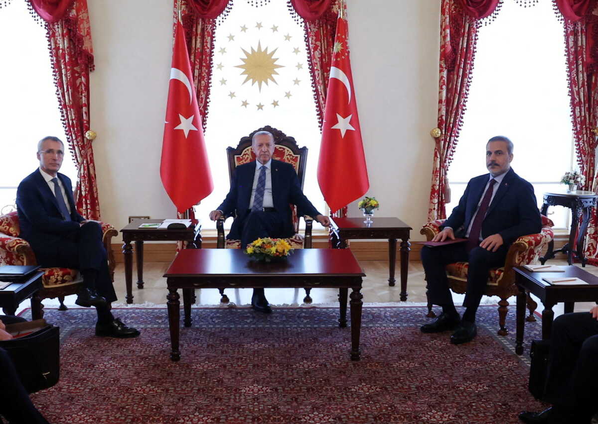 Τουρκία: Συνάντηση Ερντογάν με Στόλτενμπεργκ – Παρών και ο νέος υπουργός Εξωτερικών Χακάν Φιντάν