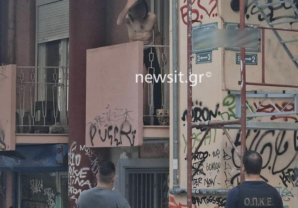 Θεσσαλονίκη: Άνδρας ταμπουρώθηκε στο σπίτι του για να αποφύγει τη σύλληψη