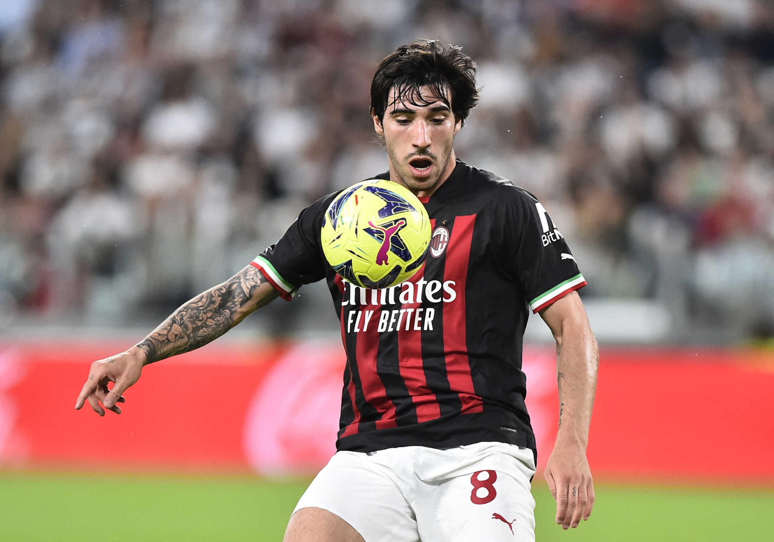Soccer Football - Serie A - Juventus v AC Milan - Allianz Stadium, Turin, Italy - May 28, 2023 AC Milan's Sandro Tonali in action REUTERS