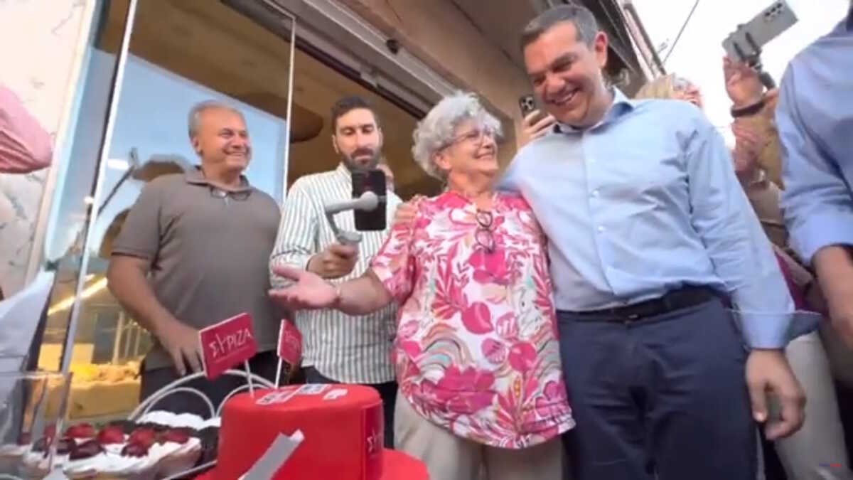 Εκλογές 2023 – Αλέξης Τσίπρας: Η έκπληξη με την τούρτα ΣΥΡΙΖΑ στη Σίνδο