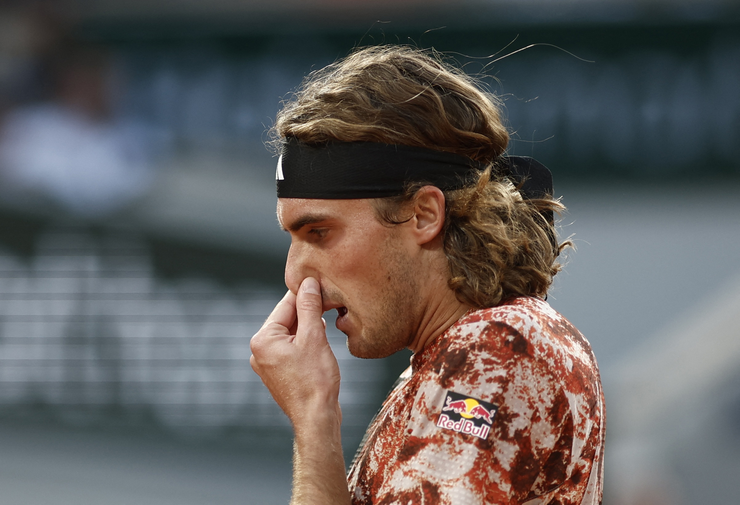 Tennis - French Open - Roland Garros, Paris, France - June 6, 2023 Greece's Stefanos Tsitsipas reacts during his quarter final match against Spain's Carlos Alcaraz REUTERS