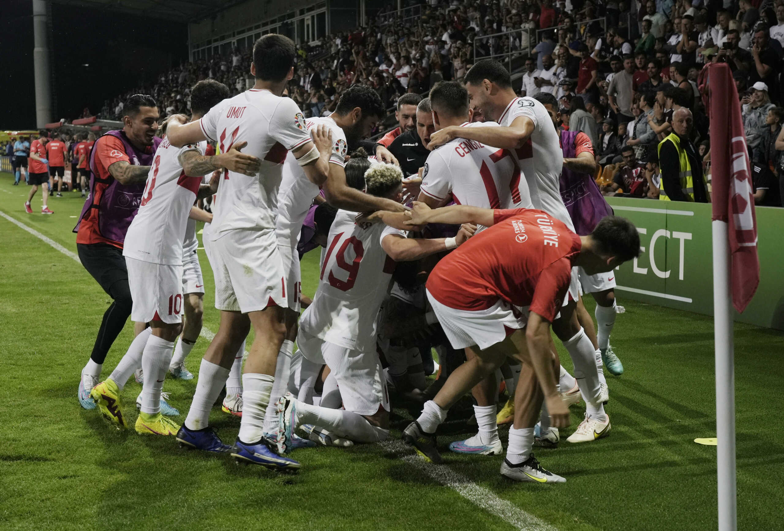 Soccer Football - UEFA Euro 2024 Qualifier - Group D - Latvia v Turkey - Skonto Stadium, Riga, Latvia - June 16, 2023  Turkey's Irfan Can Kahveci celebrates scoring their third goal with teammates REUTERS