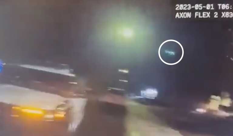 Kάμερα αστυνομικού κατέγραψε UFO μετά από κλήση κατοίκου για εξωγήινους στο Λας Βέγκας