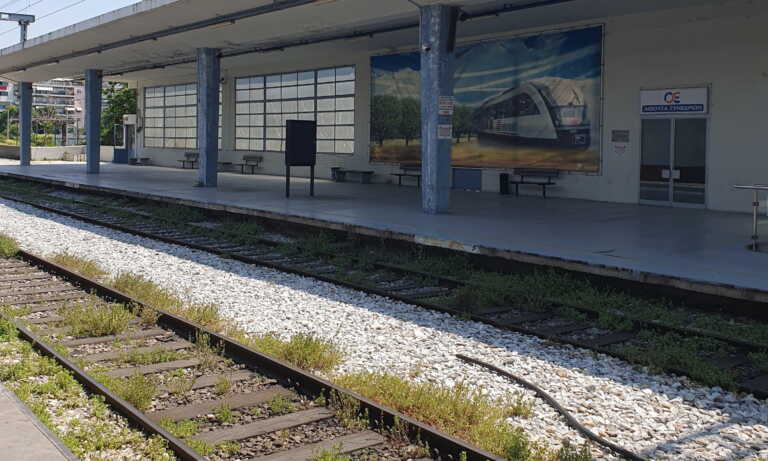 Βλάβη σε σιδηροδρομικό κλειδί στη Σίνδο - Καθυστερήσεις σε δύο δρομολόγια τρένων από και προς Θεσσαλονίκη