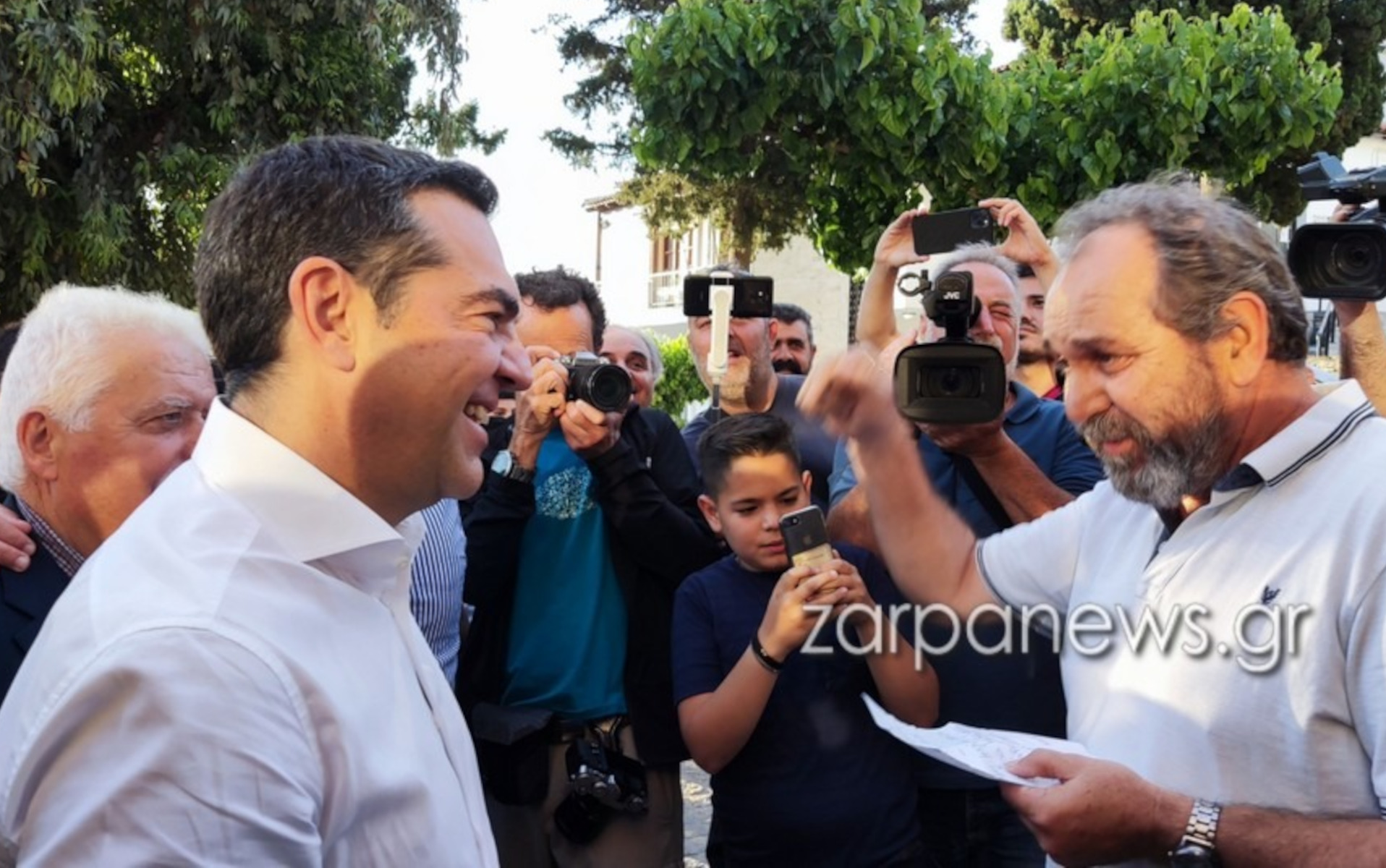 Εκλογές 2023 – Τσίπρας: Οι μαντινάδες για τον πρόεδρο του ΣΥΡΙΖΑ σε Ζωνιανά και Ανώγεια