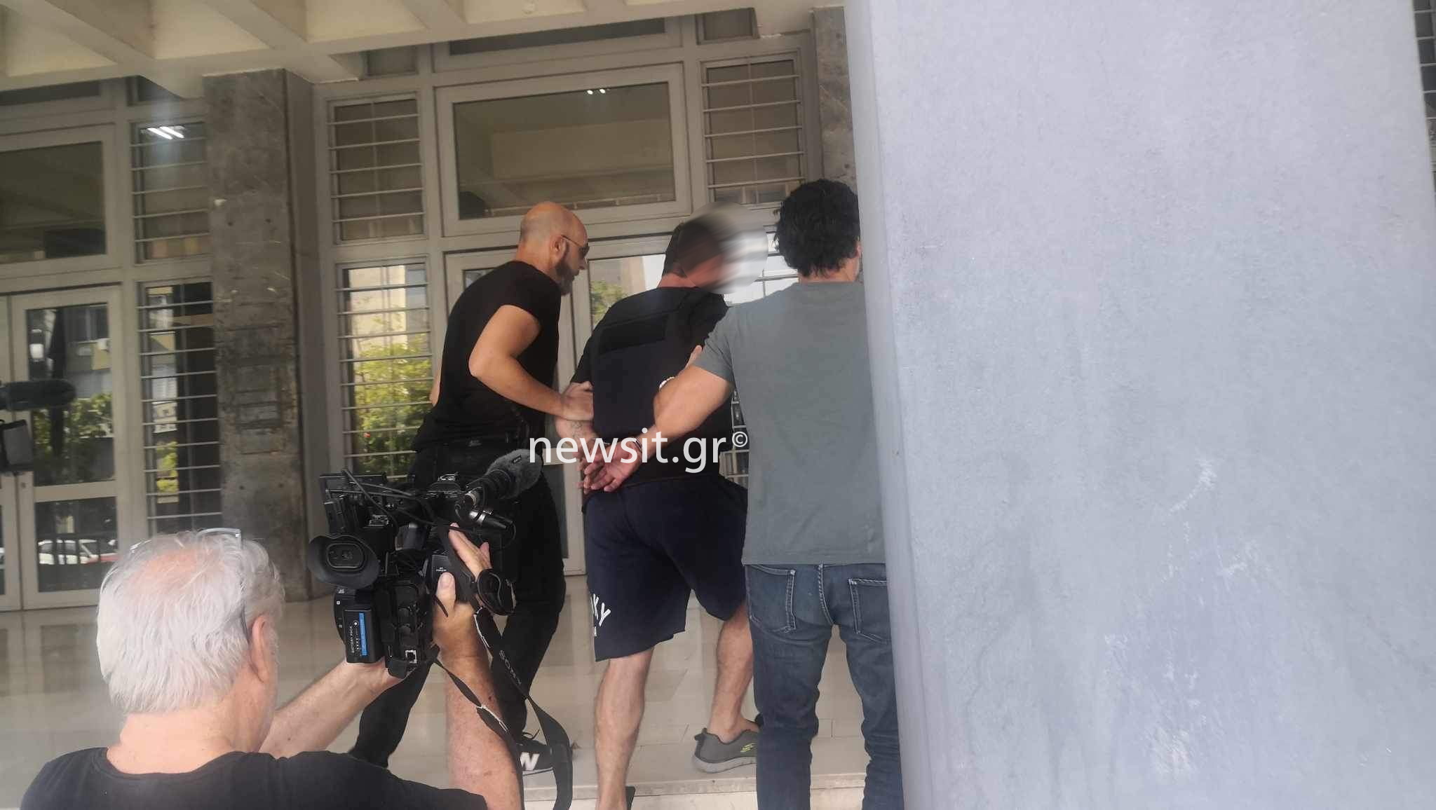 Θεσσαλονίκη: Προθεσμία να απολογηθεί πήρε ο 45χρονος δράστης της δολοφονίας έξω από βενζινάδικο