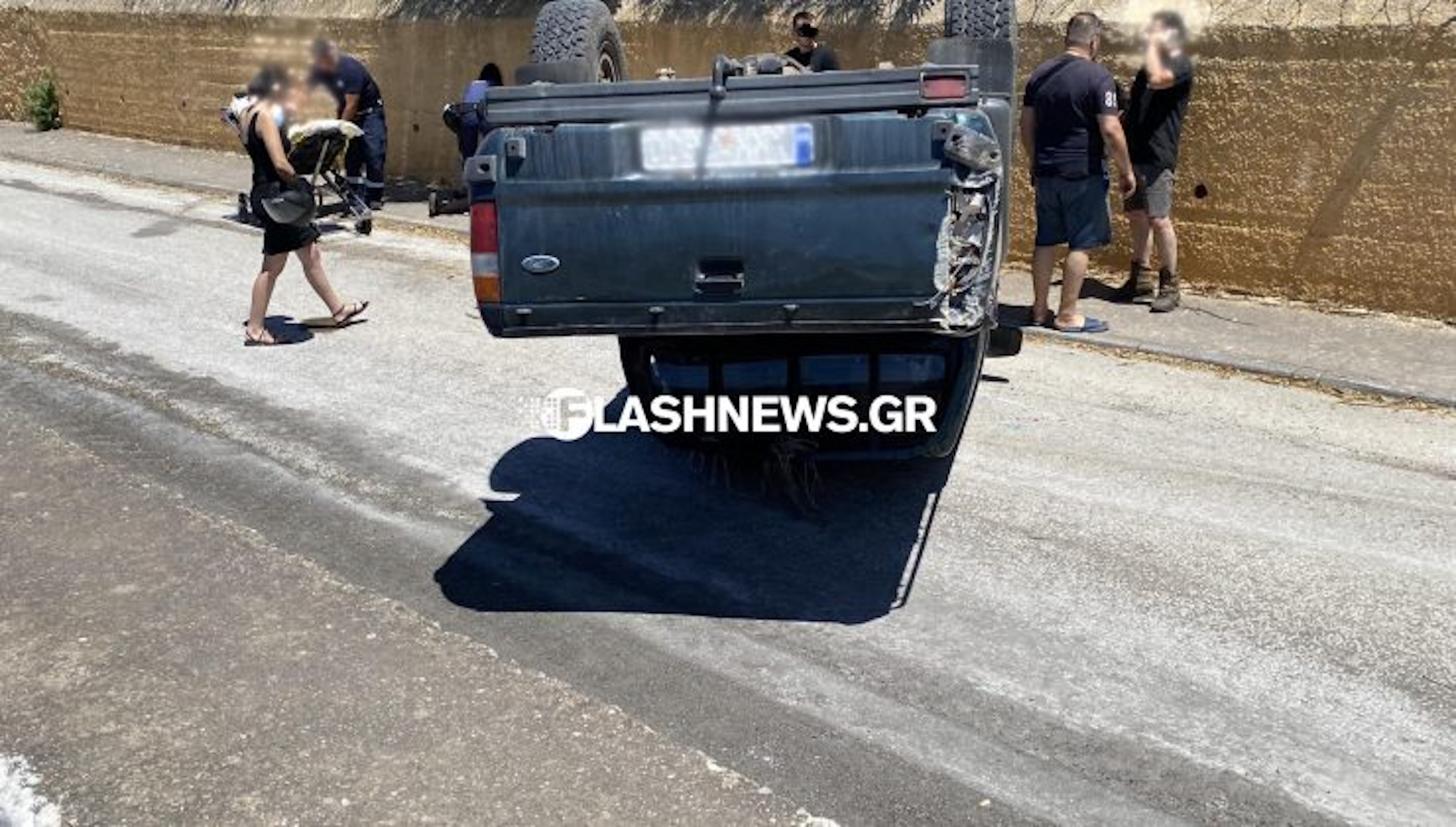 Χανιά: Τούμπαρε αγροτικό στις Μουρνιές – Μητέρα και γιος γλίτωσαν με γρατζουνιές