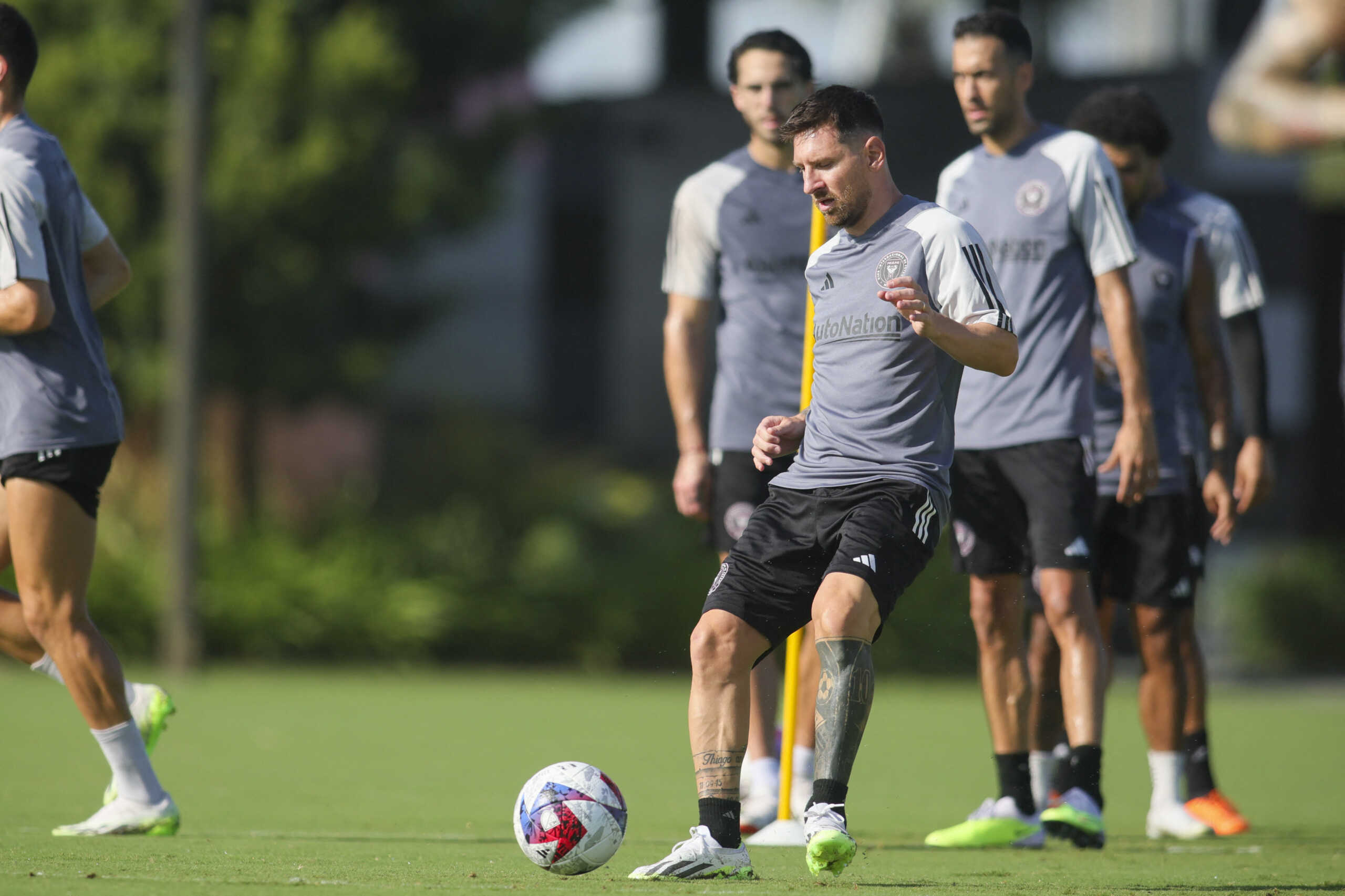 Jul 18, 2023; Fort Lauderdale, FL, USA; Inter Miami CF forward Lionel Messi (10) works out during team practice at Florida Blue Training Center. Mandatory Credit: Sam Navarro-USA TODAY Sports