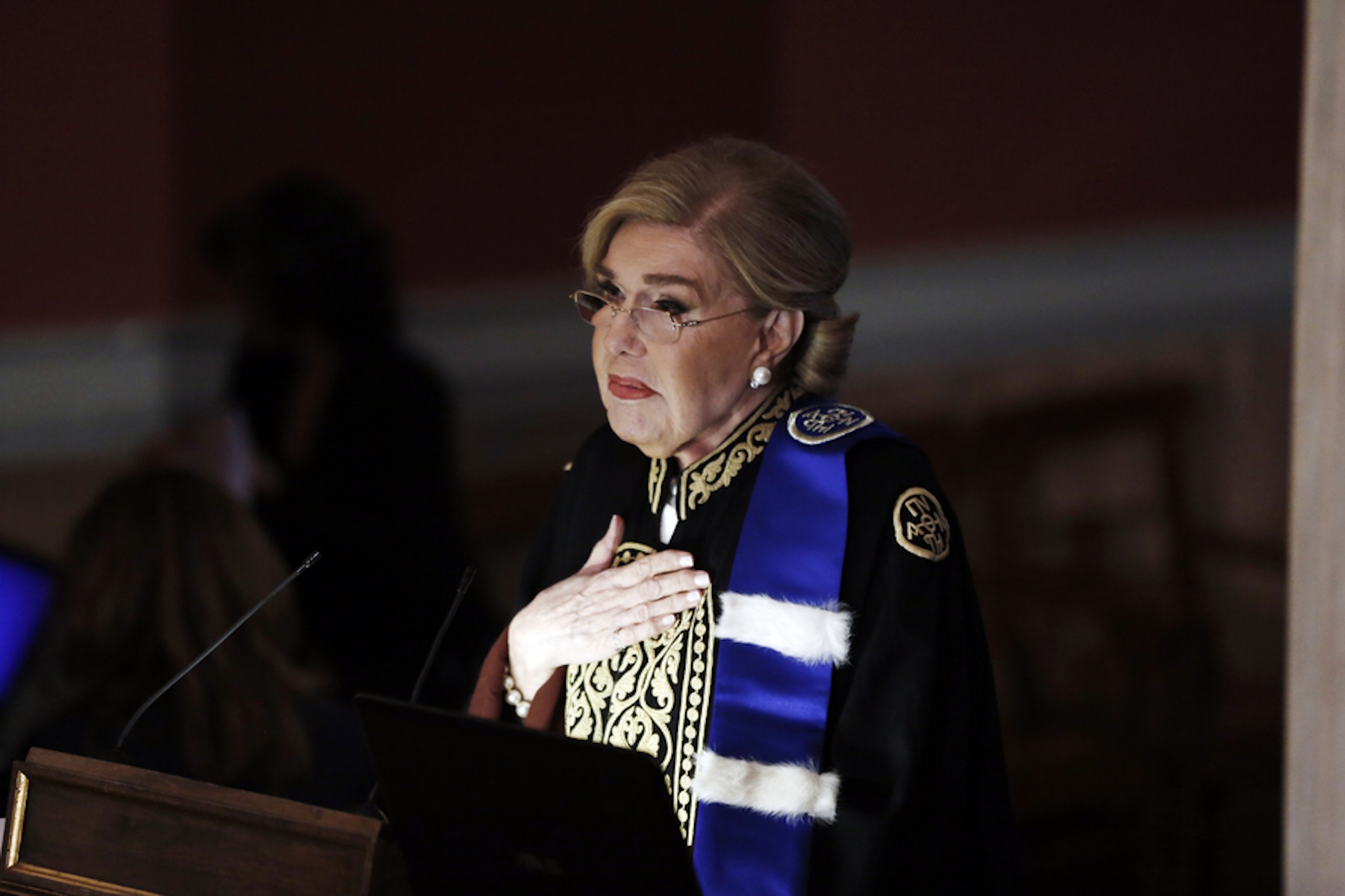 Φωτογραφία αρχείου που εικονίζει την  πρέσβειρα Καλής Θελήσεως της UNESCO και πρόεδρο του Συλλόγου Φίλων Παιδιών με Καρκίνο «ΕΛΠΙΔΑ», Μαριάννα Βαρδινογιάννη, να μιλάει κατά τη διάρκεια της τελετής αναγόρευσης της σε επίτιμη διδάκτορα του Τμήματος Ιατρικής της Σχολής Επιστημών Υγείας του Πανεπιστημίου Αθηνών στο  Εθνικό και Καποδιστριακού Πανεπιστημίου Αθηνών,  Τετάρτη 27 Μαρτίου 2019. Έφυγε από τη ζωή, σε ηλικία 80 ετών, η Μαριάννα Βαρδή Βαρδινογιάννη, η οποία αντιμετώπιζε προβλήματα υγείας το τελευταίο χρονικό διάστημα και νοσηλευόταν σε νοσοκομείο. Δευτέρα 24 Ιουλίου 2023. ΑΠΕ ΜΠΕ
