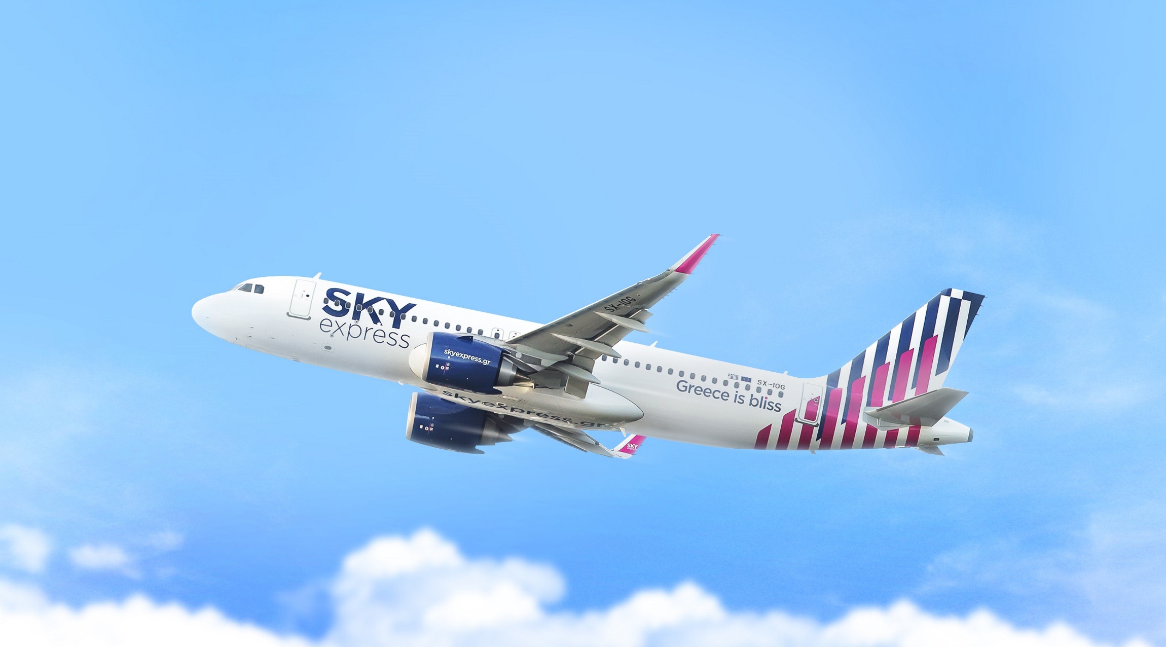 Φωτιά στη Ρόδο: Κανονικά πτήσεις της SKY express από και προς το νησί