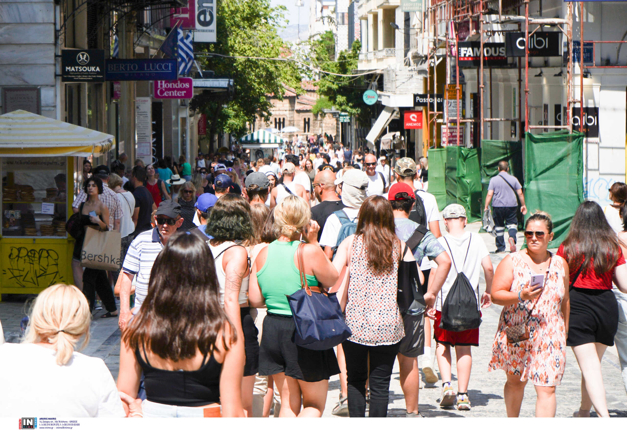 Βουλή: Ψηφίζεται το νομοσχέδιο για αυξήσεις μισθών και συντάξεων, μειώσεις φόρων, Market pass, Youth Pass