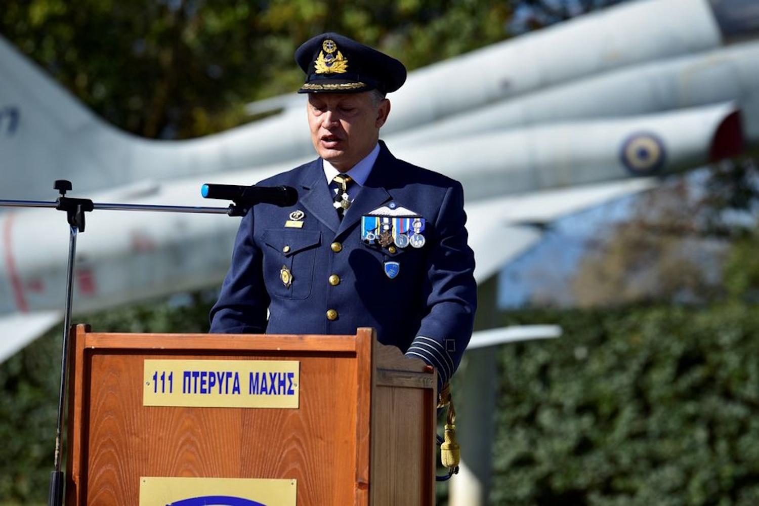 Φωτιά στη Νέα Αγχίαλο: Προς απομάκρυνση ο διοικητής της 111 Πτέρυγας Μάχης για τις εκρήξεις στην αποθήκη πυρομαχικών