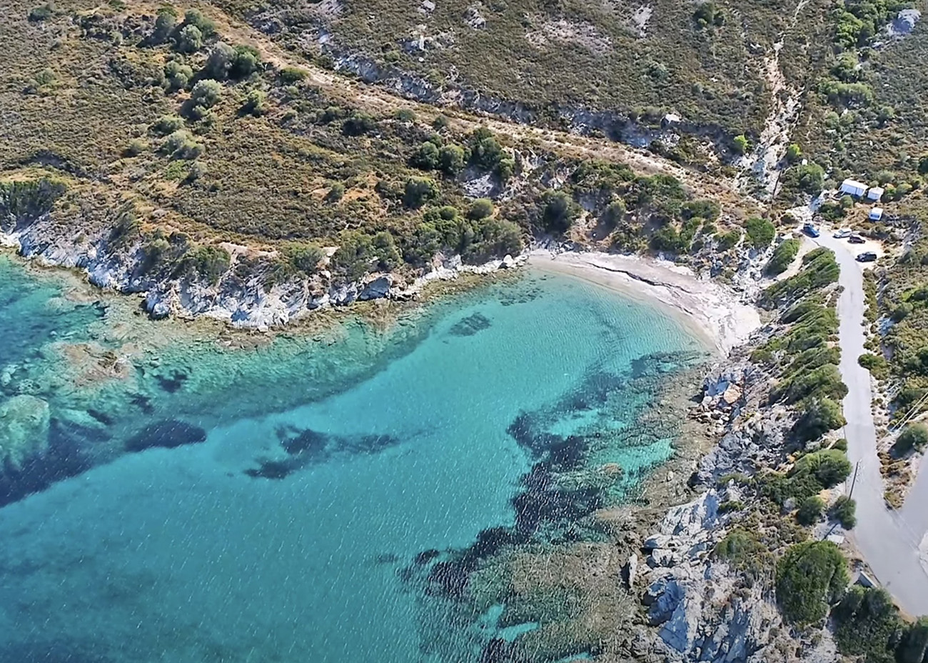 Λιανή Άμμος Εύβοιας: H φυσική «πισίνα» του Αιγαίου, μόλις 2 ώρες από την Αθήνα