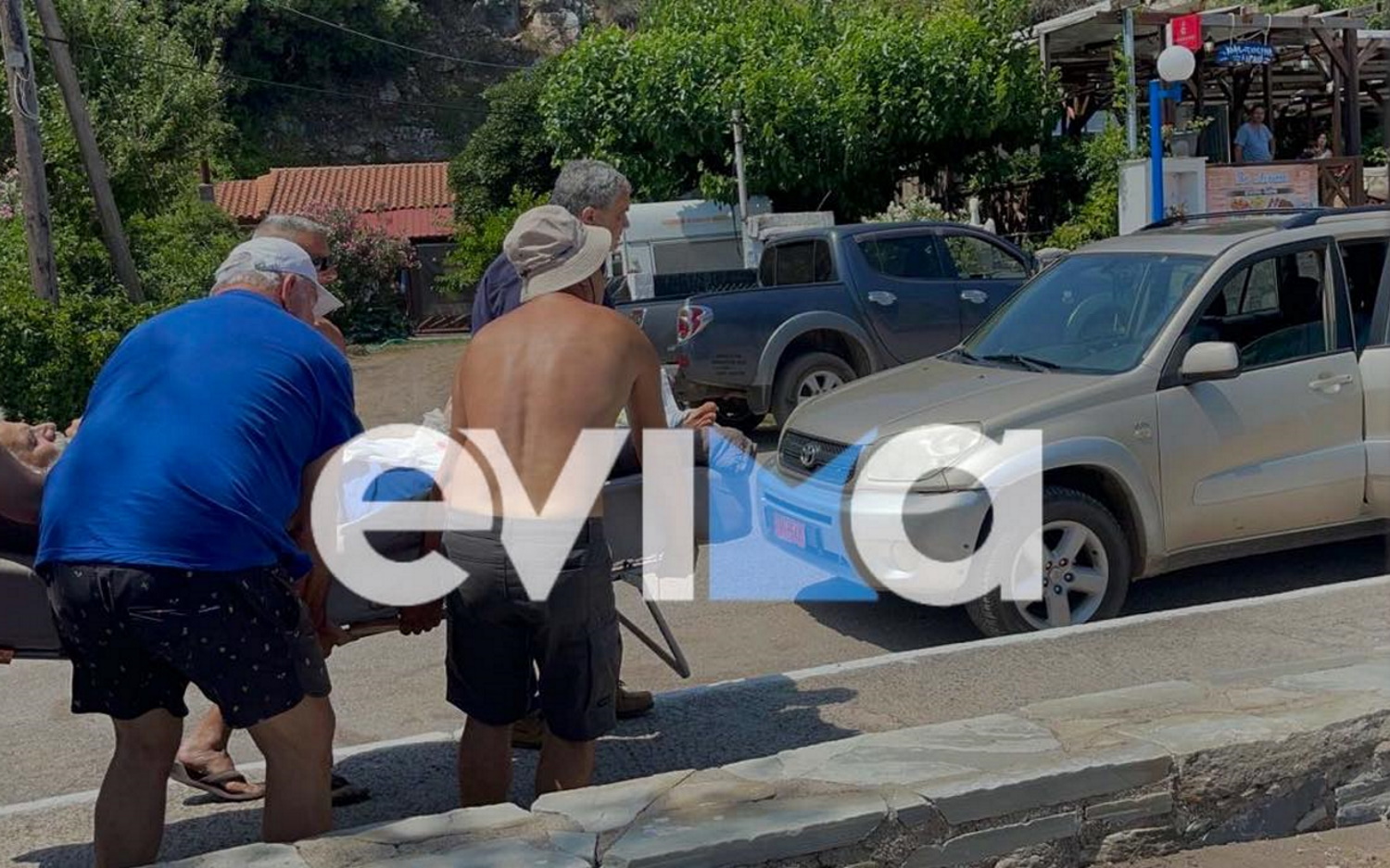 Εύβοια: Δήμαρχος μετέφερε 75χρονο με εγκεφαλικό στο νοσοκομείο επειδή δεν υπήρχε ασθενοφόρο