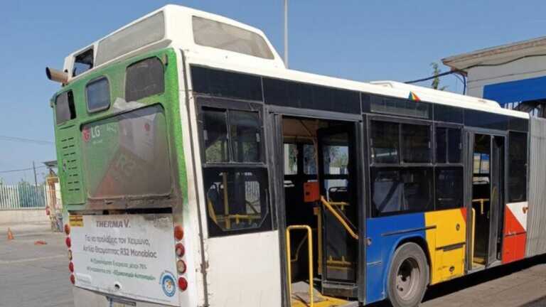 Φωτιά σε λεωφορείο του ΟΑΣΘ – Ξέσπασε την ώρα που έκανε δρομολόγιο με 7 επιβάτες
