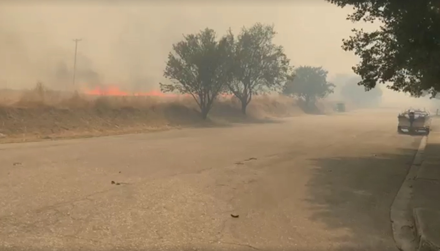 Φωτιά σε Βελεστίνο και Αλμυρό Μαγνησίας