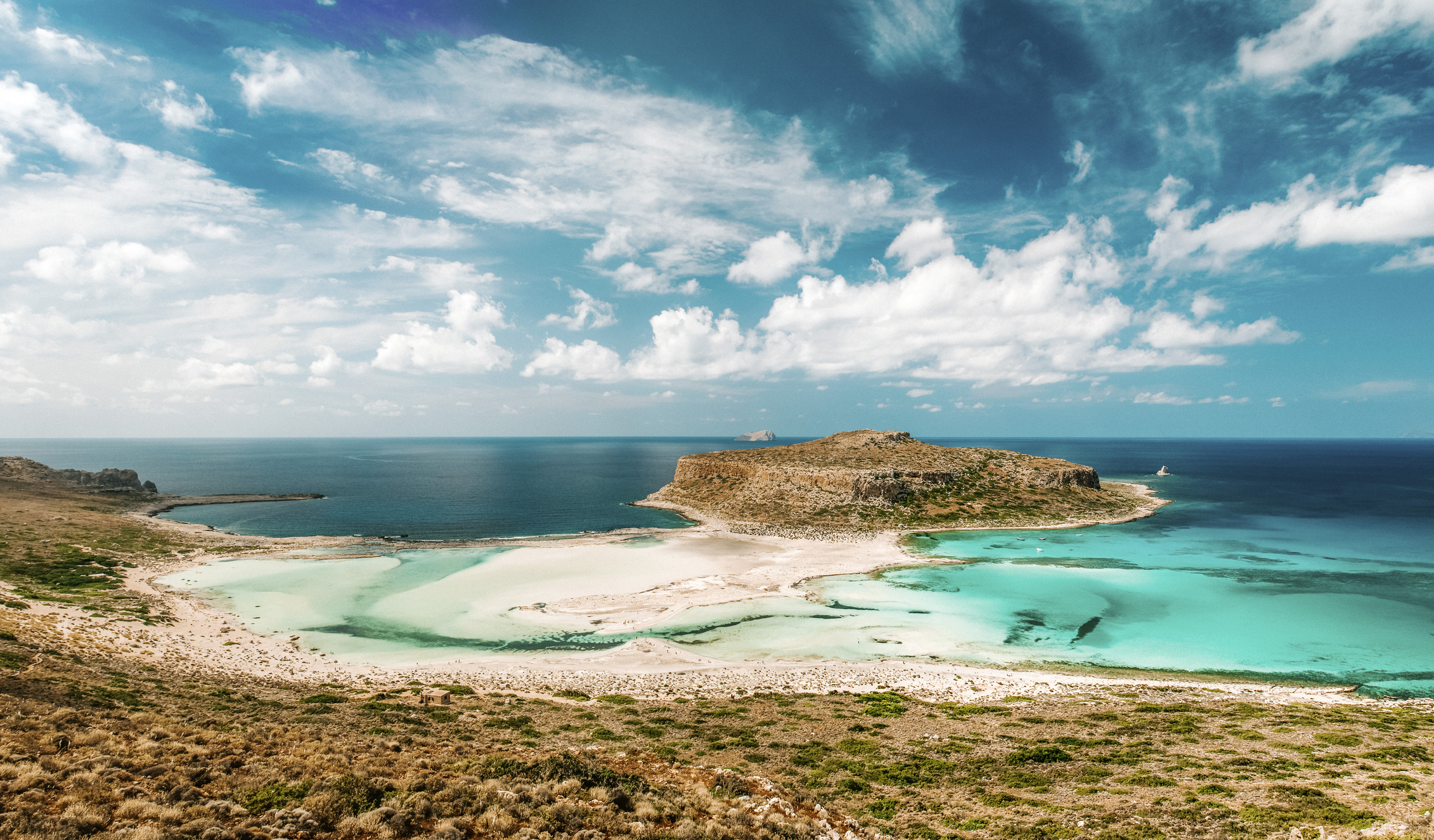 Μπάλος: Μια εξωτική λιμνοθάλασσα στην άκρη της Κρήτης