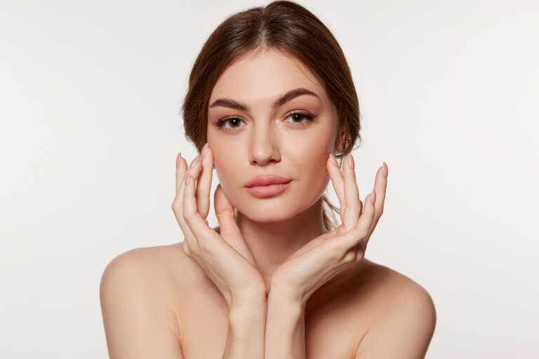 Πως μπορείτε να βελτιώσετε το πρόσωπό σας: Τεχνικές και θεραπείες