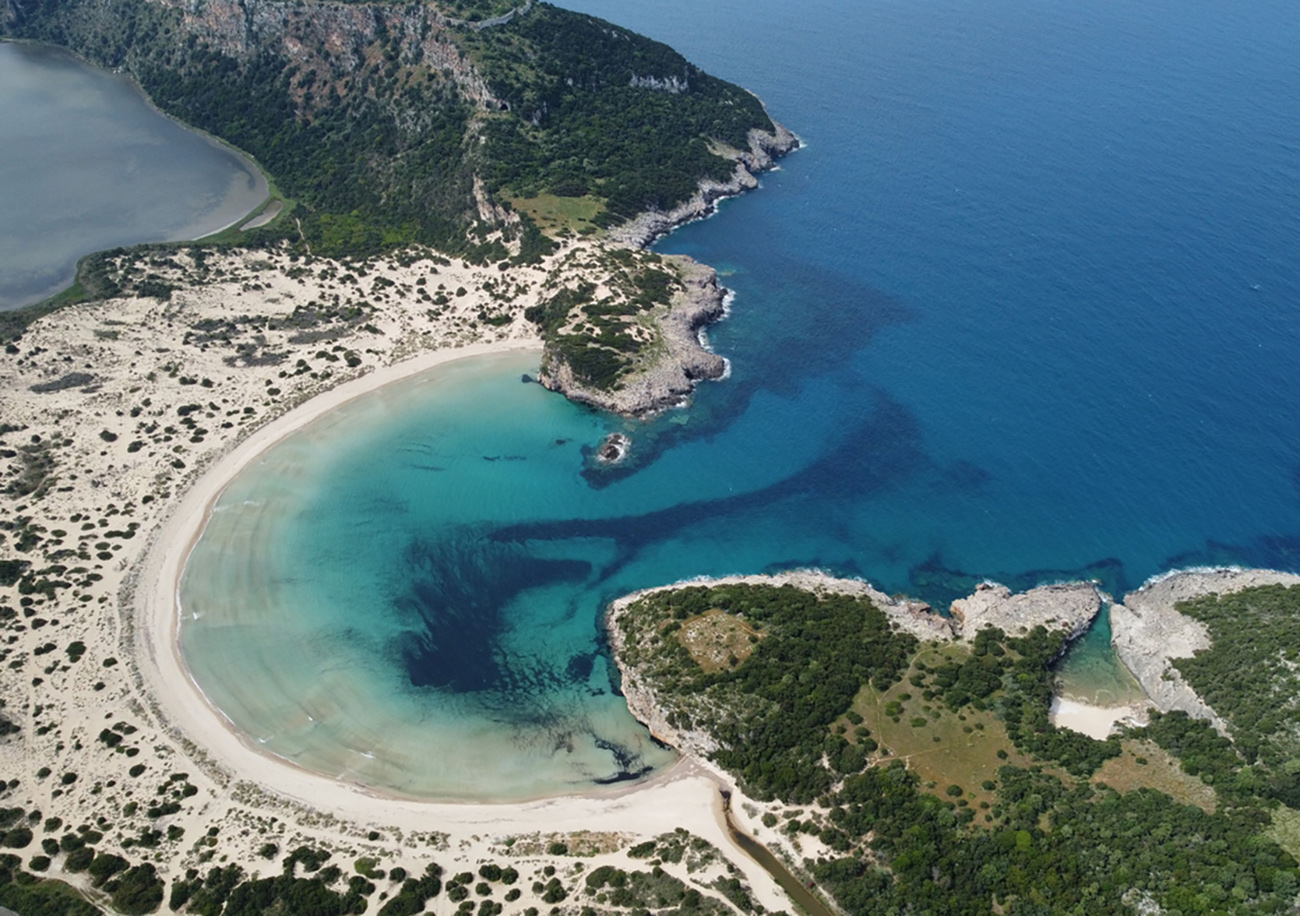 A beautiful aerial shot of Voidokilia beach in Griekenland