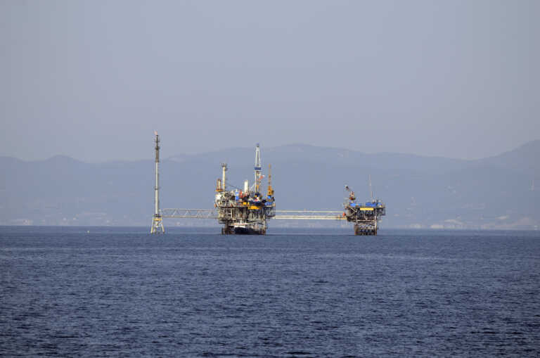 Επιταχύνονται οι εξελίξεις στις έρευνες για τους υδρογονάνθρακες στη Δυτική Ελλάδα και στην Κρήτη