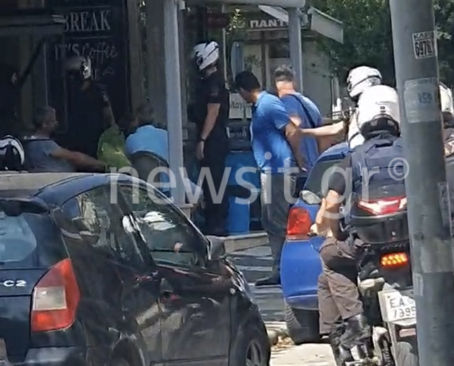 Θεσσαλονίκη: Βίντεο ντοκουμέντο από τη σύλληψη 42χρονου για ληστείες στην Καλαμαριά