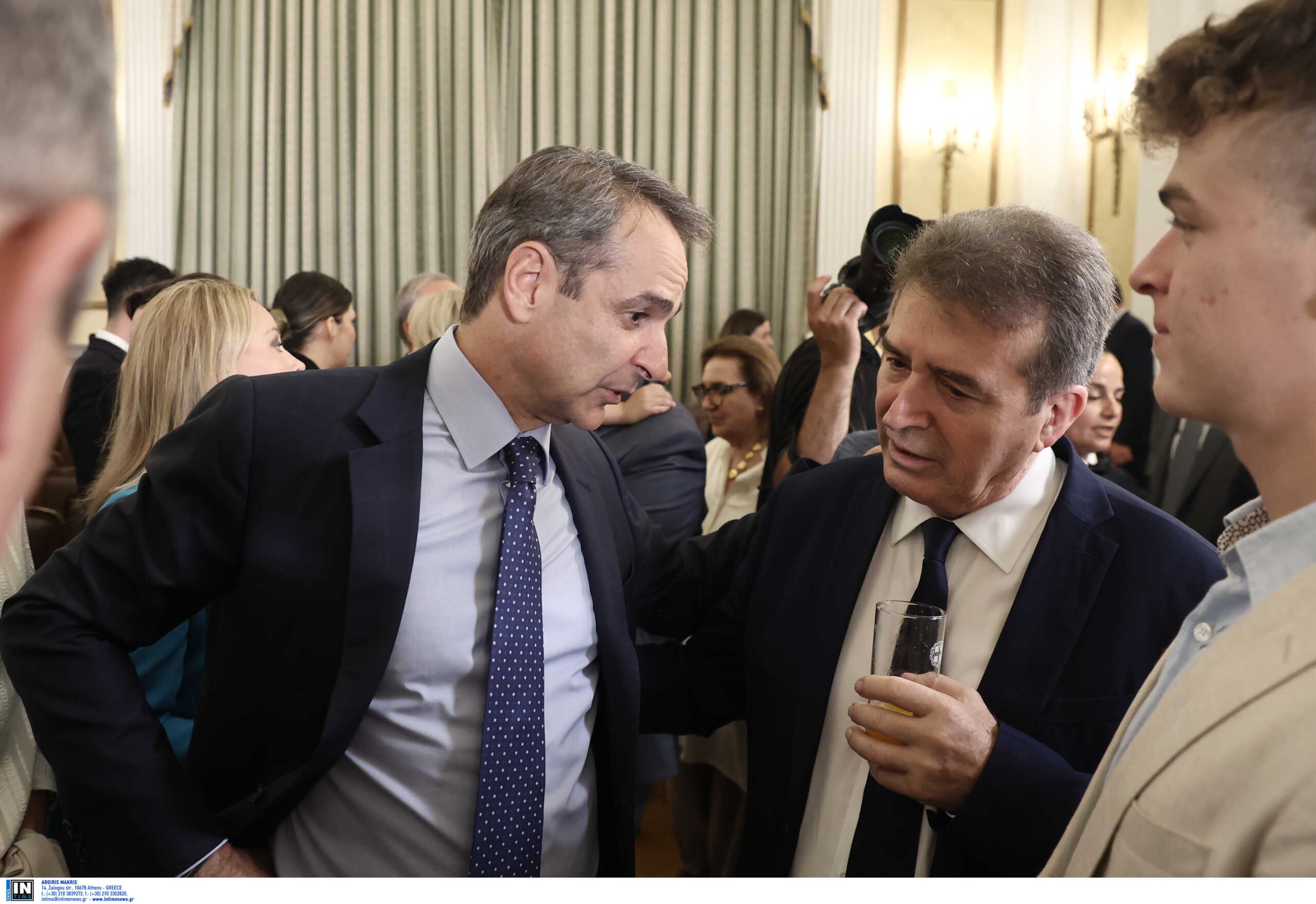 Στο υπουργείο Υγείας ο Κυριάκος Μητσοτάκης – Συζητήσεις με Χρυσοχοΐδη για τους  νέους γενικούς γραμματείς