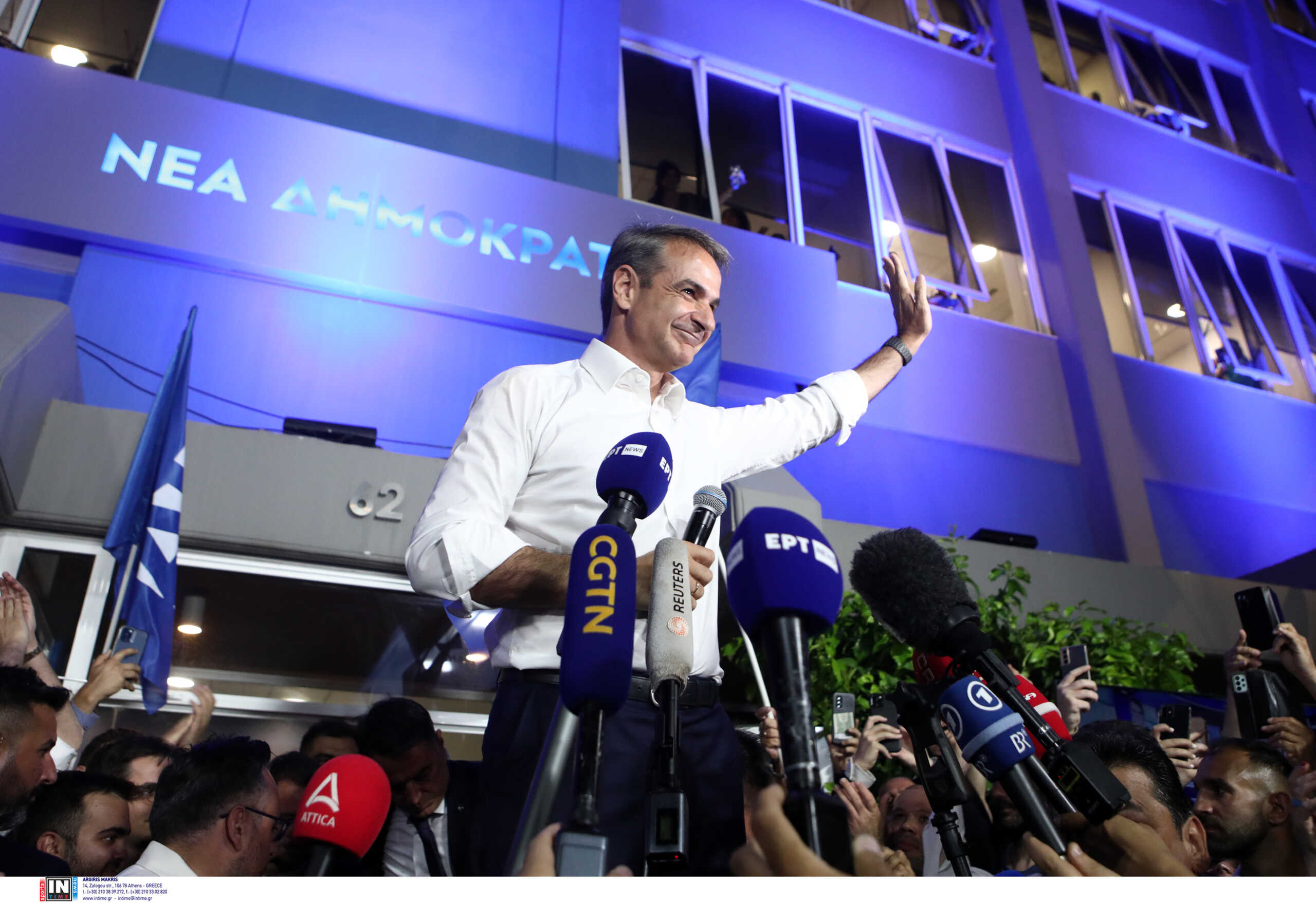 Εφημερίδα Il Foglio: «Λιγότερο Όρμπαν, περισσότερο Μητσοτάκη – Μακάρι να καταλήξουμε σαν την Ελλάδα»