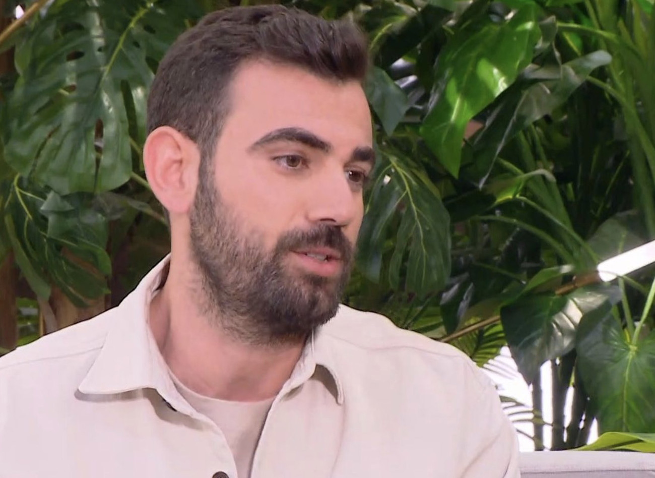 Νίκος Πολυδερόπουλος: Δεν έχω φάει χυλόπιτα, ούτε με έχει παρατήσει ποτέ γυναίκα