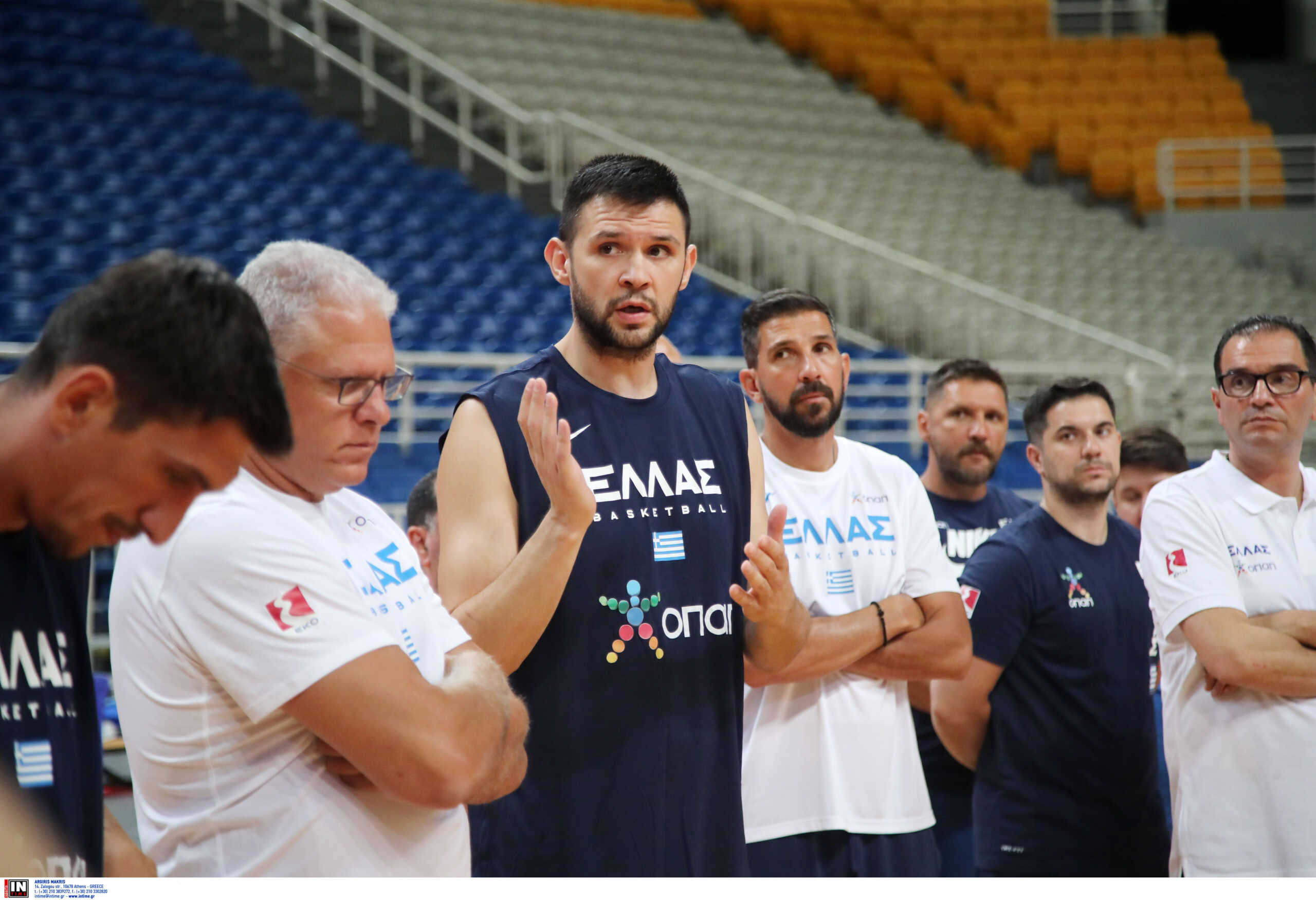Κώστας Παπανικολάου για Εθνική Ελλάδας: «Να κάνουμε ό,τι μπορούμε για να εκπροσωπήσουμε τη χώρα μας επάξια στο Μουντομπάσκετ»